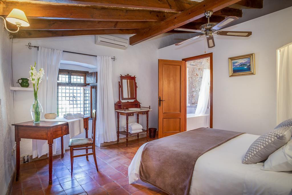 Finca Es Castell Binibona Екстериор снимка